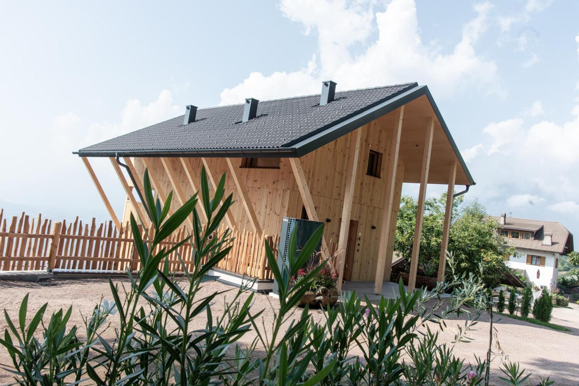 Appartement Noelani Natuerliches Waldidyll à San Genesio Atesino Extérieur photo